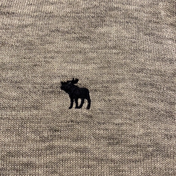 ABERCROMBIE & FITCH men’s v-neck sweater - Picture 4 of 6